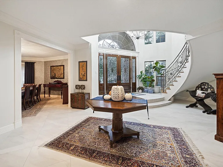 15406 Old Stone Trl — Photo 8