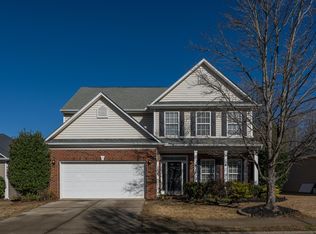 8 Paranor Dr, Simpsonville, SC 29681