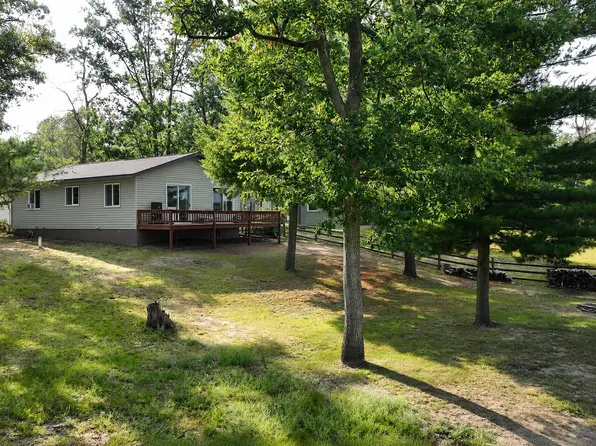 3622 Little Island Dr, National City, MI 48748