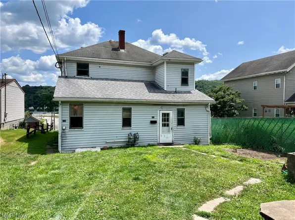 409 High St #411, Brilliant, OH 43913