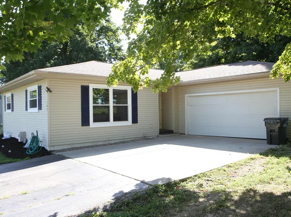 197 N 2nd St, Ostrander, OH 43061