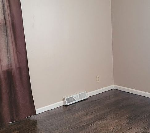 4th image of 705 Deweese St