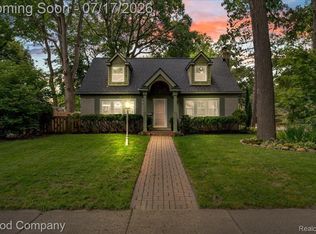 231 N Vermont Ave, Royal Oak, MI 48067