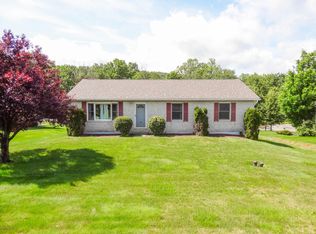20 Stone Wall Cir, Mountain Top, PA 18707