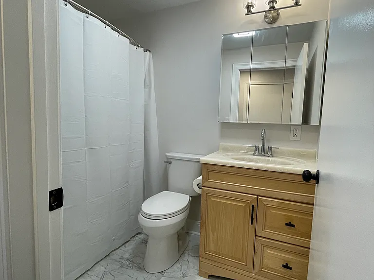 37 Cullen St — Photo 10