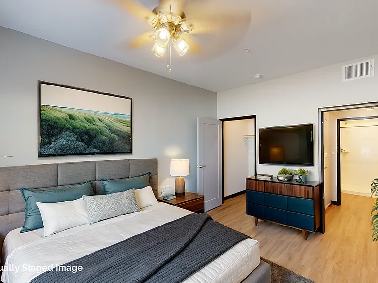 3200 Jaffa Garden Way — Photo 10
