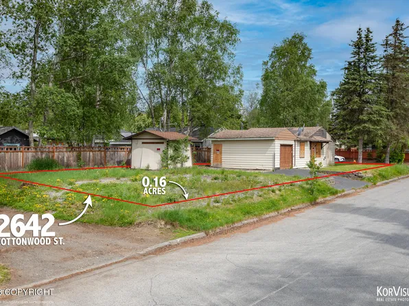 2642 Cottonwood St, Anchorage, AK 99508