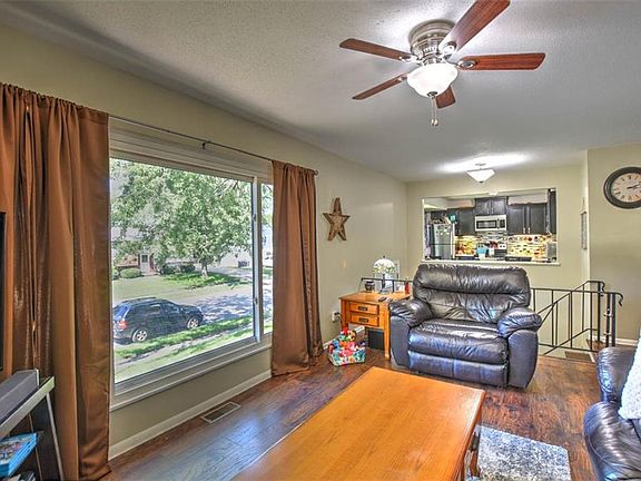 3281 Dove Dr, Decatur, IL 62526 | MLS #6203069 | Zillow