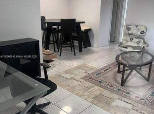 1425 Arthur St APT 302A, Hollywood, FL 33020
