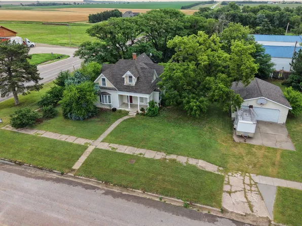 332 N Main St, Kensington, KS 66951