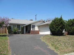 13201 Community St, Sun Valley, CA 91352