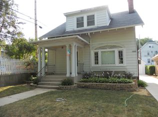 1632 N 58th St #A, Milwaukee, WI 53208