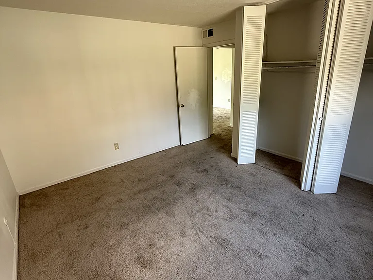 2220 Ticknor Dr #9 — Photo 10