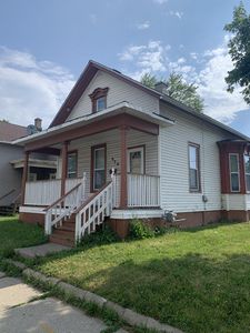 929 N Memorial Dr, Racine, WI, 53404