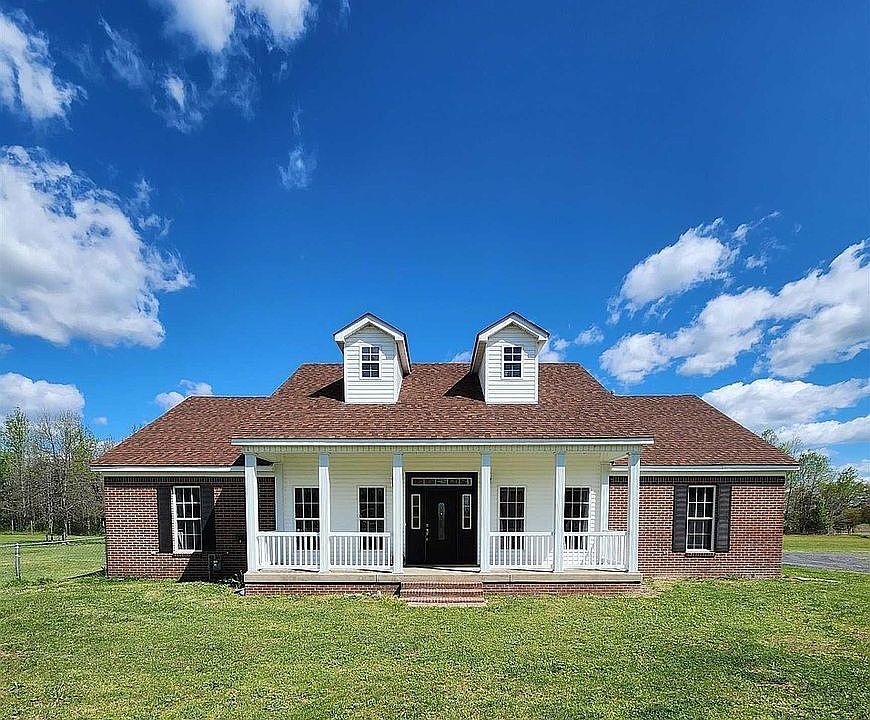 1st image of 44 Bradley Ln