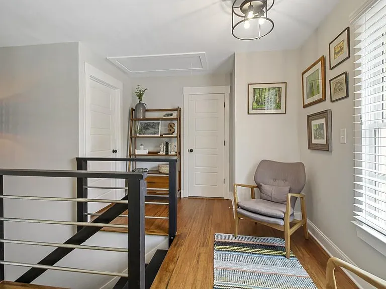 947 Delmar Ave SE — Photo 21