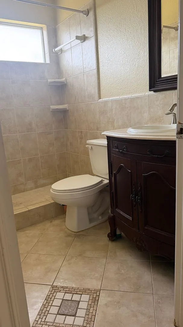 3 Bedroom home in Pflugerville!! — Photo 2