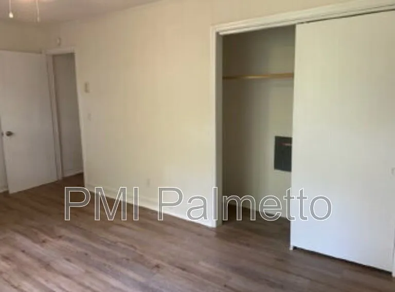 1216 Chevis St #B — Photo 13
