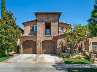 26 Winding Way, Irvine, CA 92620