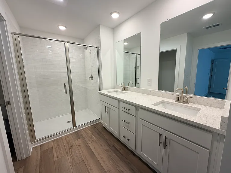 454 Laurelwood Ct — Photo 12