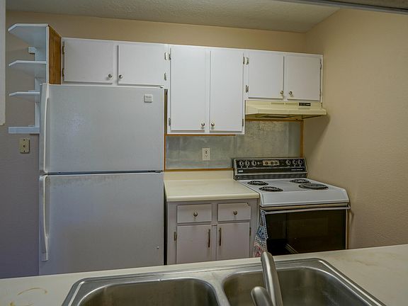5th image of 5048 Bogart St NW