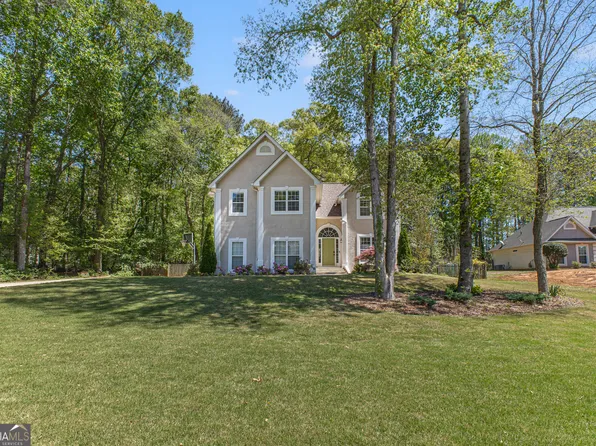 100 Sycamore Way, Sharpsburg, GA 30277