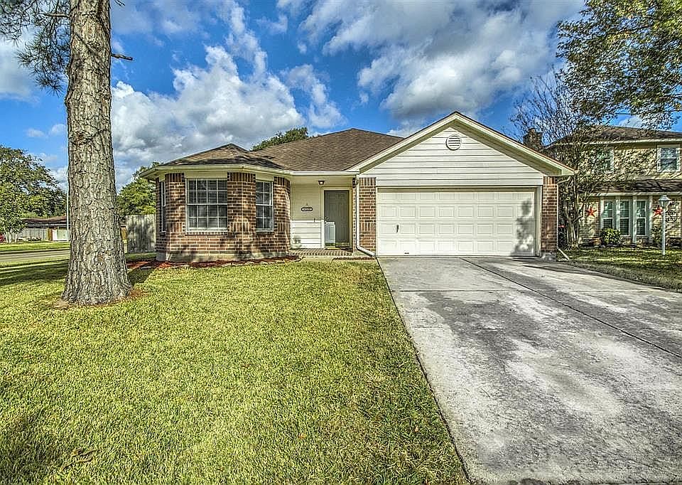 1st image of 16154 Little Cypress Ln