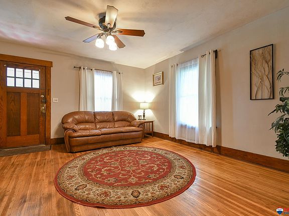 5th image of 325 N 32nd St