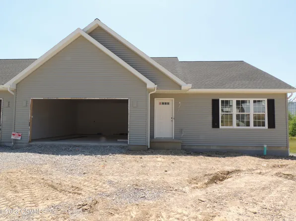 57 Saint Andrews Way, Selinsgrove, PA 17870