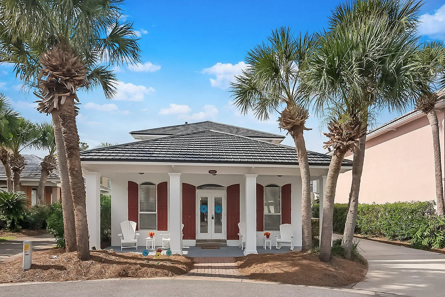 3 bed, 2.5 bath, 1624 sqft, $8,122 — Photo 4