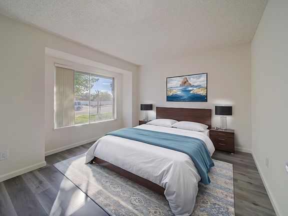 4th image of 239 Catalina Way
