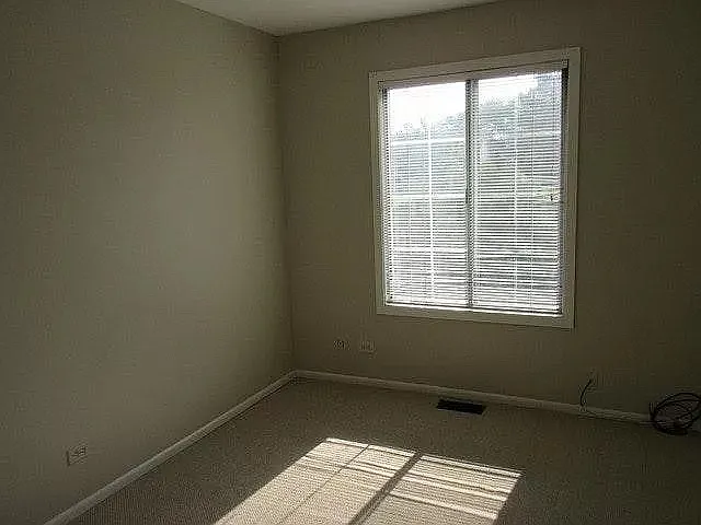 1667 Islandview Ct — Photo 8