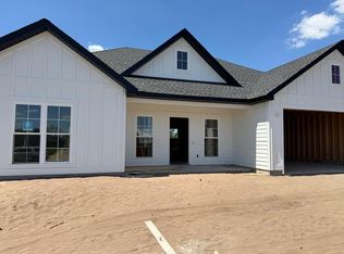 28 Edgewater Dr, Tifton, GA 31793