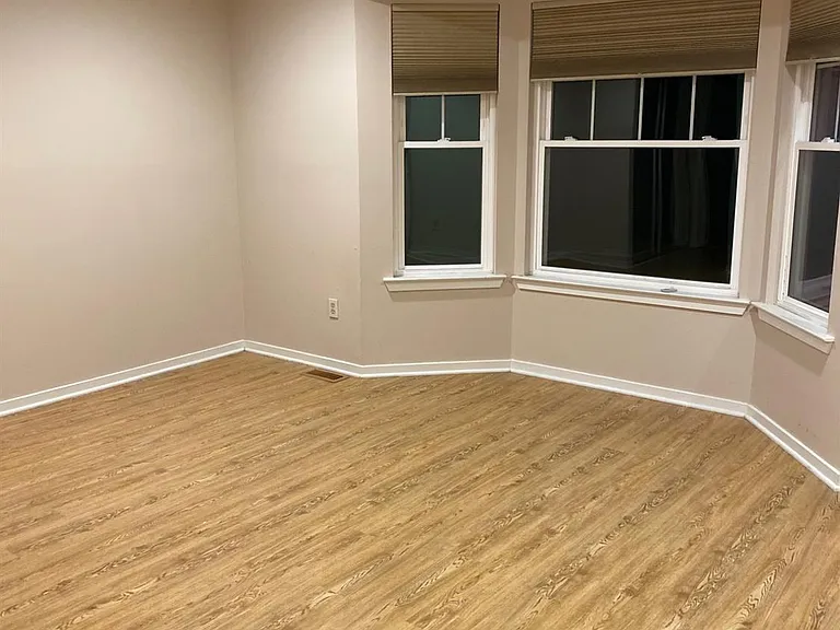 358 Greenfield Rd — Photo 30