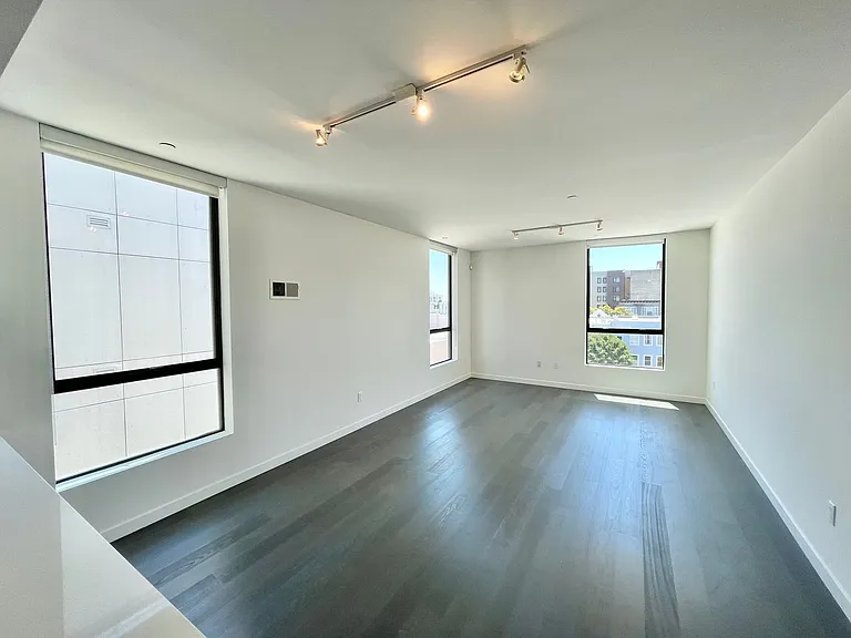 1515 15th St #407 — Photo 5