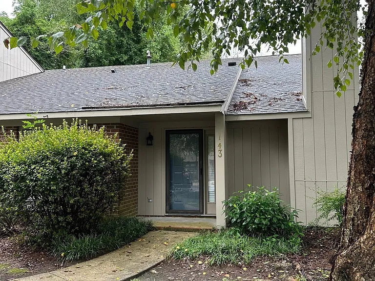 143 Pine Branches Close — Photo 1