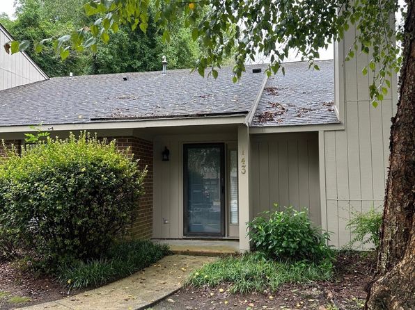 143 Pine Branches Close