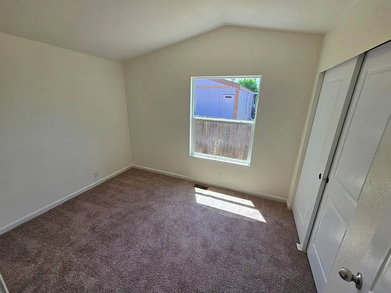 1453 Elizabeth St #98 — Photo 6