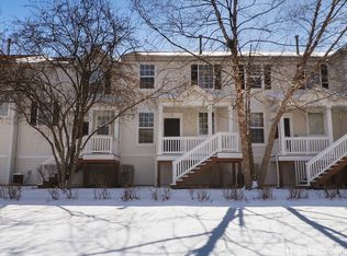 1534 Grand Dr #2013, Dekalb, IL 60115