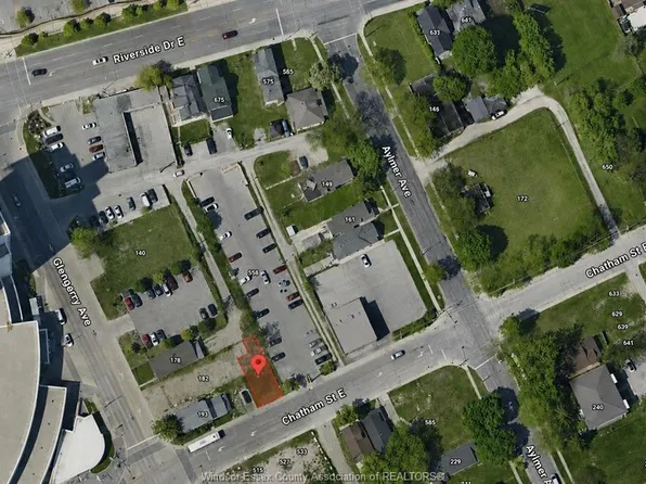 532 Chatham St E, Windsor, ON N9A 2X1