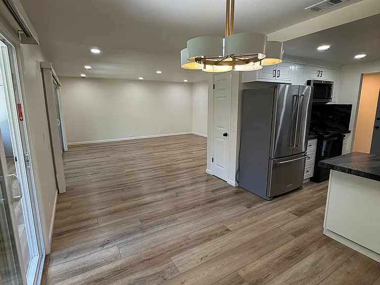 552 Toyon Ave #4 — Photo 12