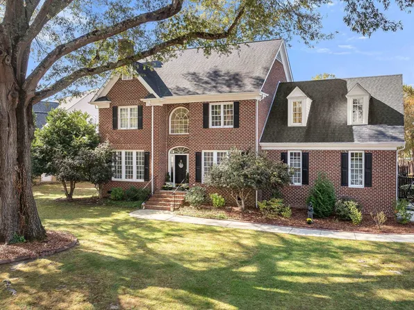 104 Wall Creek Dr, Rolesville, NC 27571