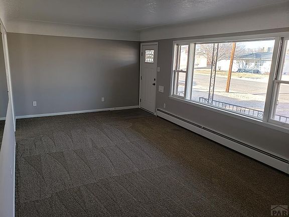 5th image of 44 Amherst Ave