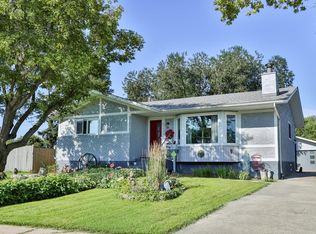 8932 187th St NW, Edmonton, AB T5T 1S1