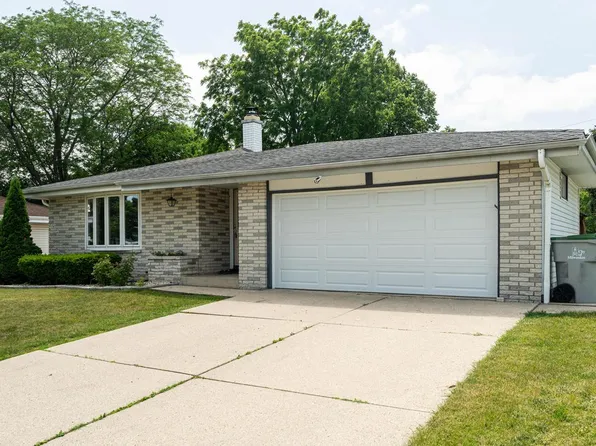 8625 W Petersik STREET, Milwaukee, WI 53224