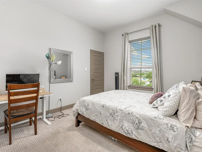 2236 Bayou Cove Ln — Photo 13