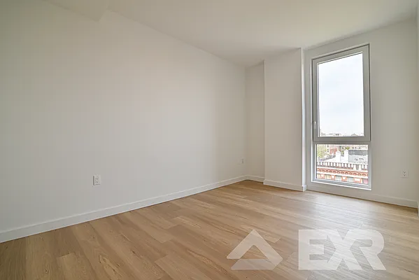 Rented by EXR | media 3
