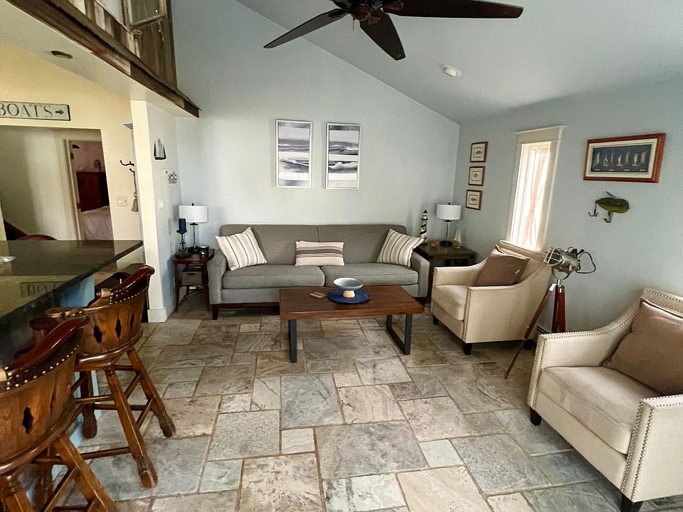 6996 Lakeport Dr Fort Gratiot, MI, 48059 Apartments for Rent Zillow