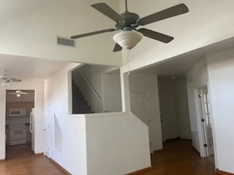 5400 S Hardy Dr #118 — Photo 8