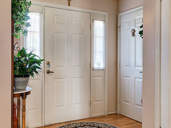 Spacious Foyer w/ HW Floors